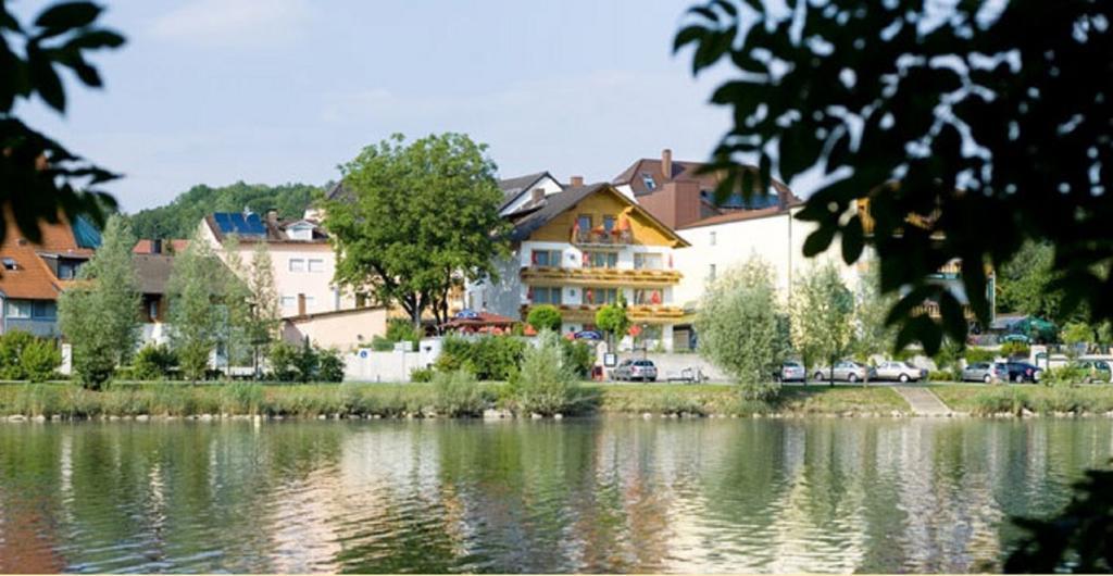 Landgasthof Moser & Restaurant Bootshaus Windorf  Exteriér fotografie